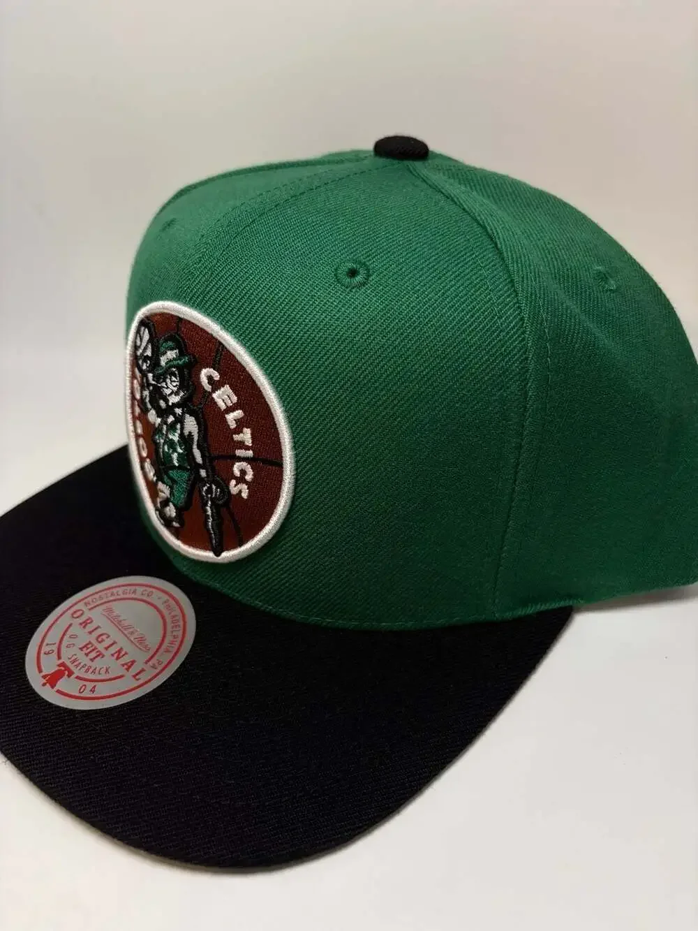 Boston Celtics Kelly Green Hardwood Classics Team 2 Tone 2.0 Snapback Hat,